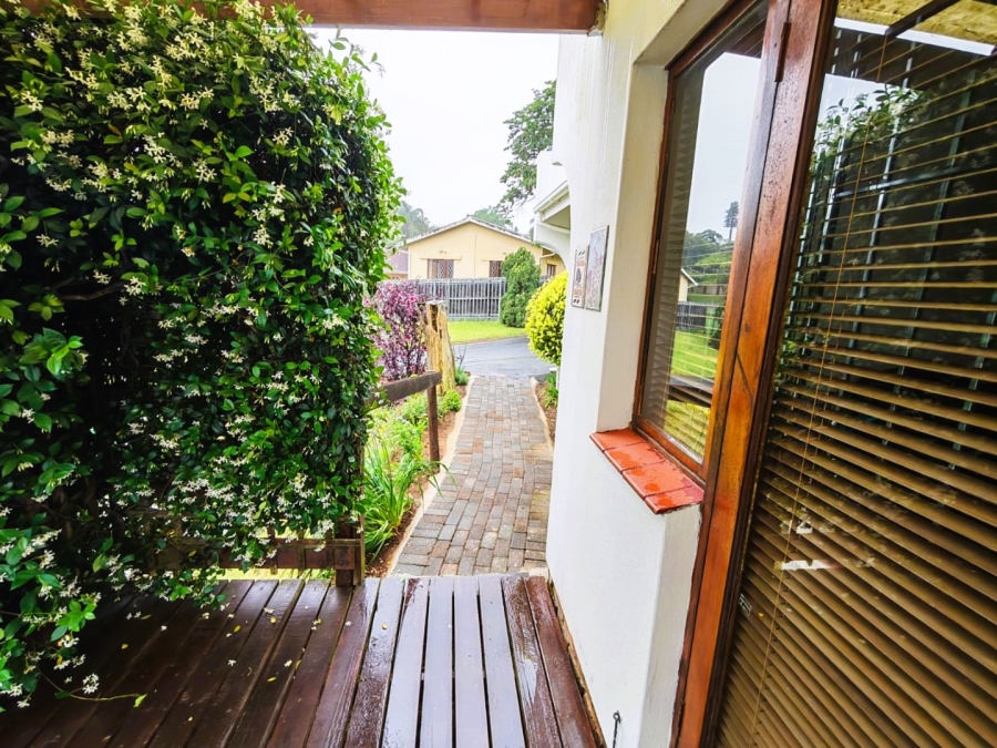 To Let 2 Bedroom Property for Rent in Umtentweni KwaZulu-Natal