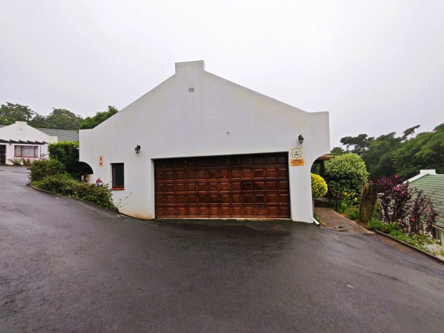 To Let 2 Bedroom Property for Rent in Umtentweni KwaZulu-Natal