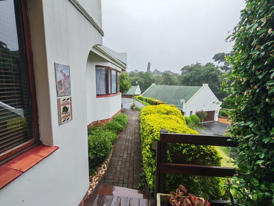 To Let 2 Bedroom Property for Rent in Umtentweni KwaZulu-Natal