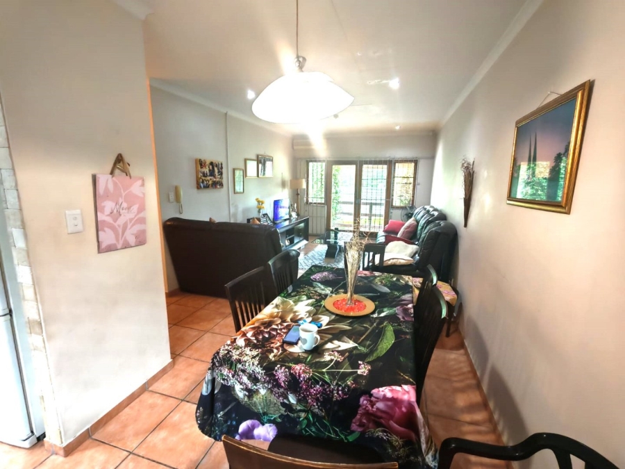 To Let 2 Bedroom Property for Rent in Umtentweni KwaZulu-Natal