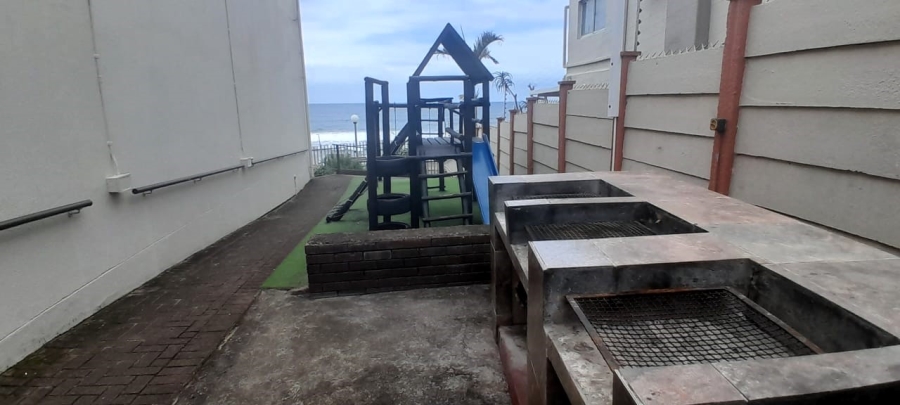 1 Bedroom Property for Sale in Uvongo Beach KwaZulu-Natal