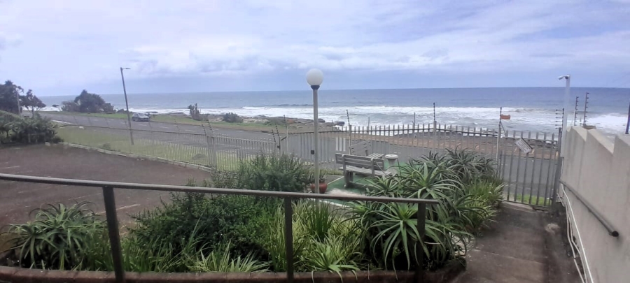1 Bedroom Property for Sale in Uvongo Beach KwaZulu-Natal