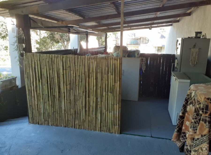 2 Bedroom Property for Sale in Hibberdene KwaZulu-Natal