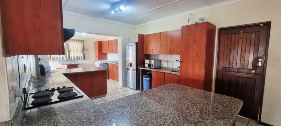 3 Bedroom Property for Sale in Lawrence Rocks KwaZulu-Natal