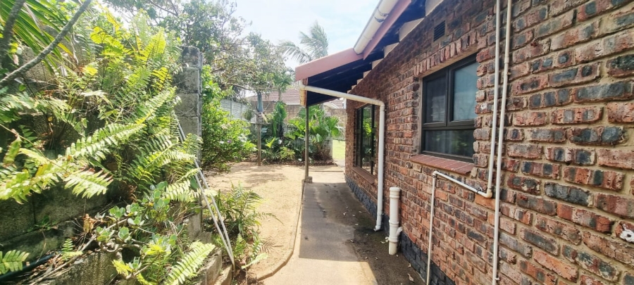 3 Bedroom Property for Sale in Lawrence Rocks KwaZulu-Natal