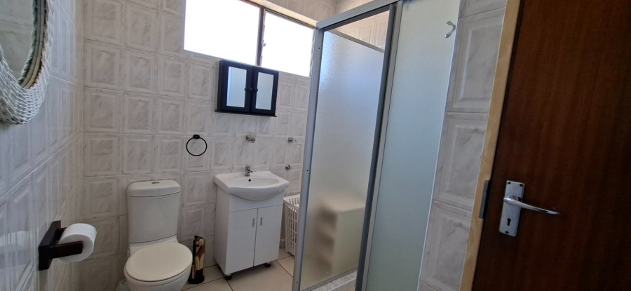 2 Bedroom Property for Sale in Amanzimtoti KwaZulu-Natal