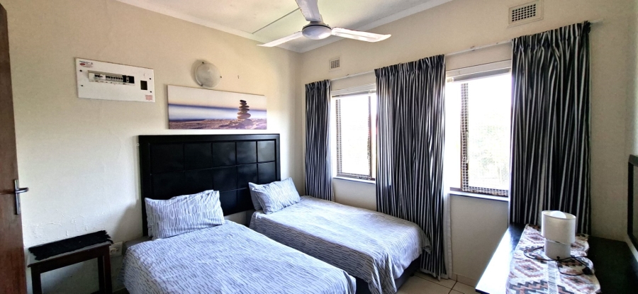 2 Bedroom Property for Sale in Amanzimtoti KwaZulu-Natal