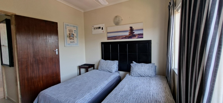 2 Bedroom Property for Sale in Amanzimtoti KwaZulu-Natal