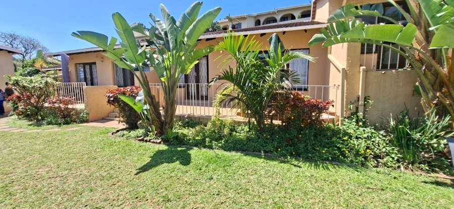 2 Bedroom Property for Sale in Amanzimtoti KwaZulu-Natal