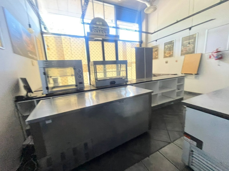 To Let commercial Property for Rent in Umhlanga Ridge KwaZulu-Natal