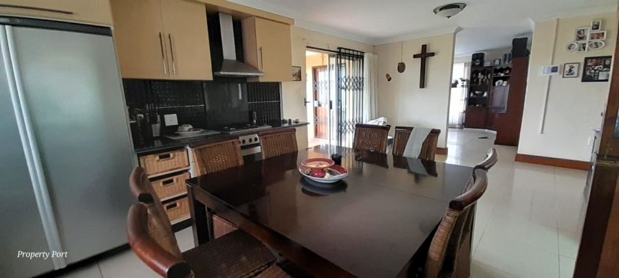 3 Bedroom Property for Sale in Margate KwaZulu-Natal