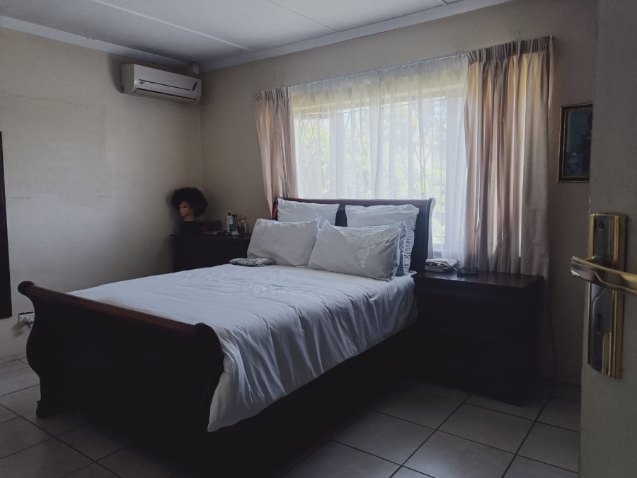 3 Bedroom Property for Sale in Carrington Heights KwaZulu-Natal