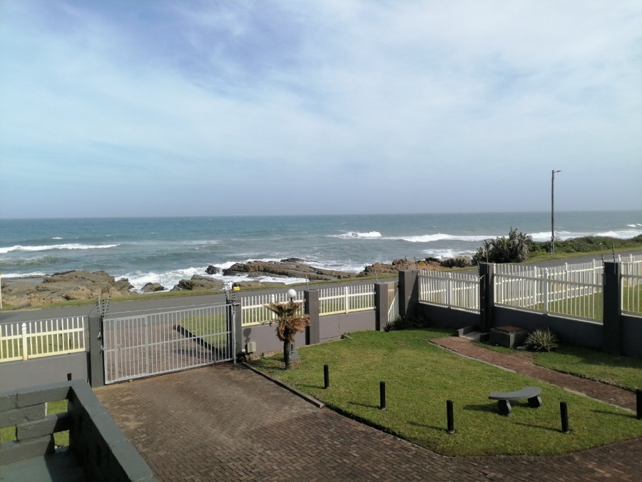 3 Bedroom Property for Sale in Manaba Beach KwaZulu-Natal