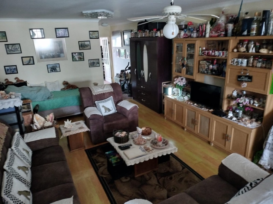 1 Bedroom Property for Sale in Margate Beach KwaZulu-Natal