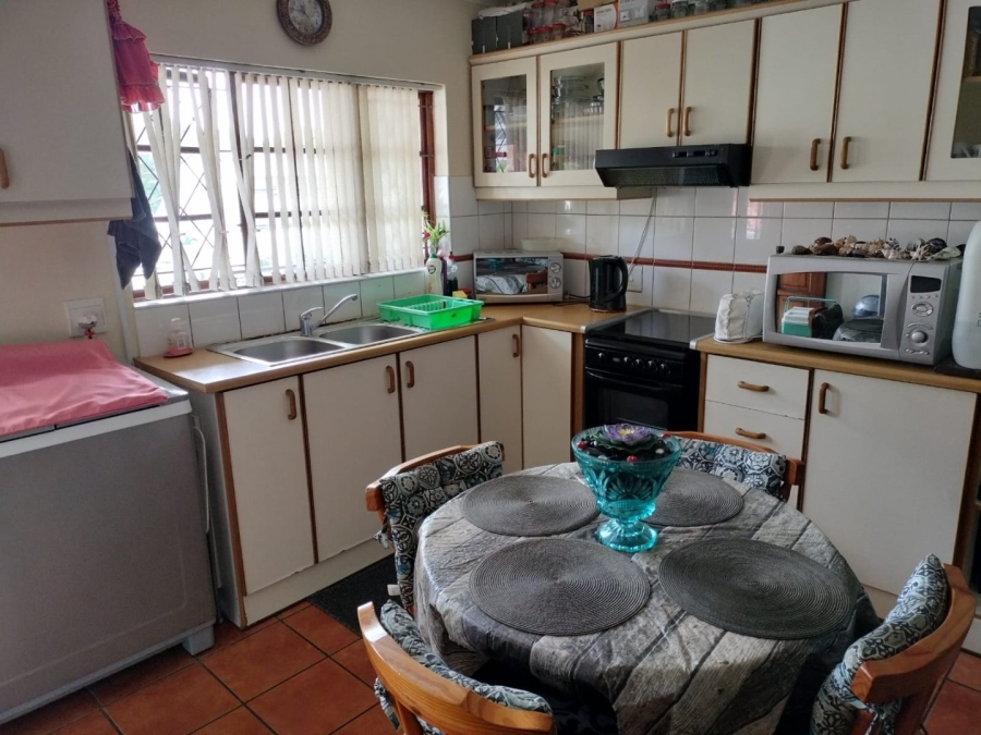 1 Bedroom Property for Sale in Margate Beach KwaZulu-Natal