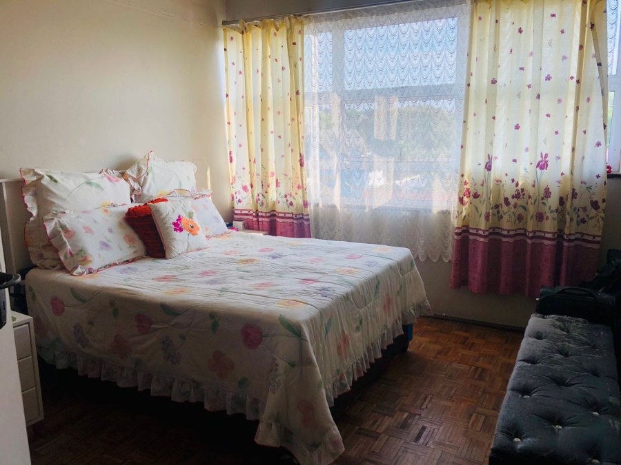 2 Bedroom Property for Sale in Pinetown North Industria KwaZulu-Natal