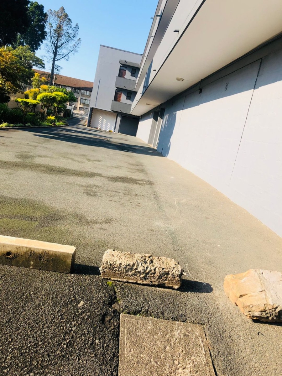 2 Bedroom Property for Sale in Pinetown North Industria KwaZulu-Natal