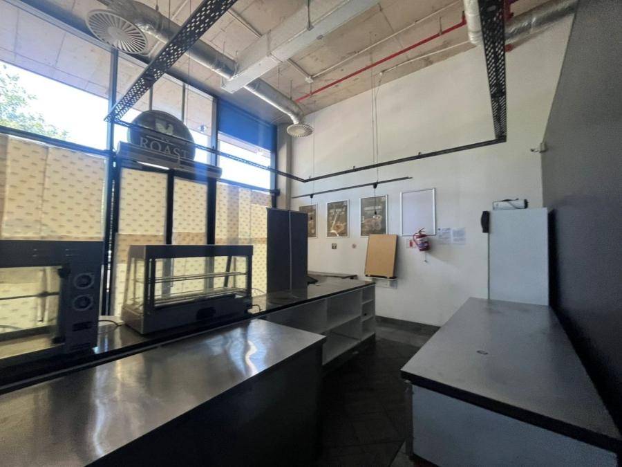 To Let commercial Property for Rent in Umhlanga Ridge KwaZulu-Natal
