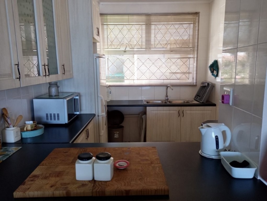 3 Bedroom Property for Sale in Uvongo KwaZulu-Natal