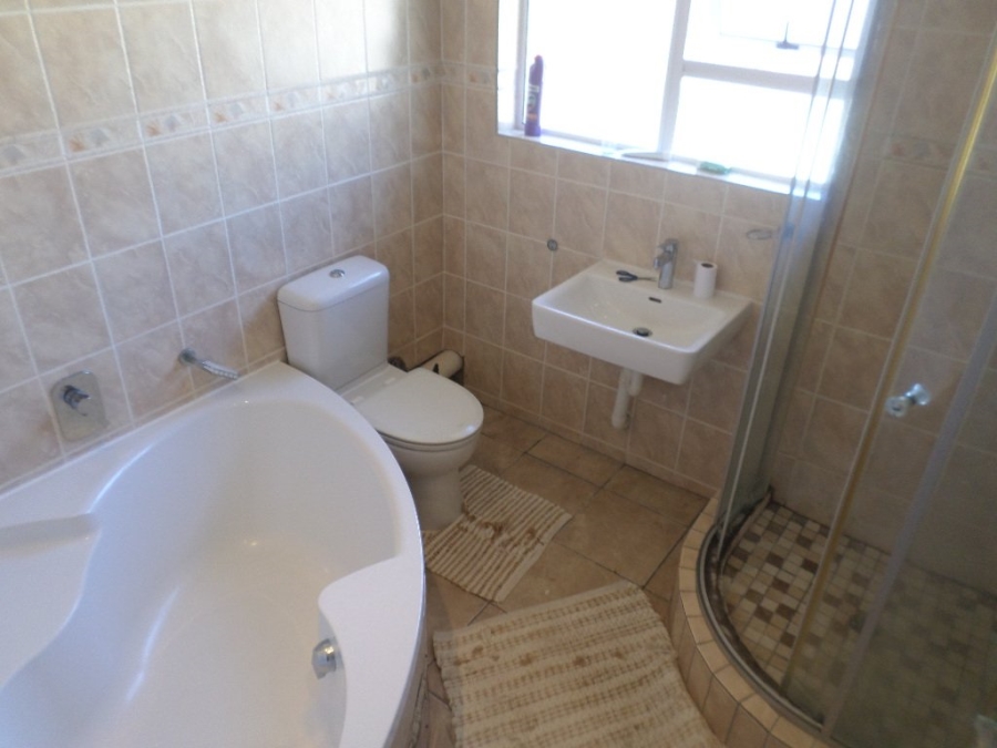 4 Bedroom Property for Sale in Shelly Beach KwaZulu-Natal