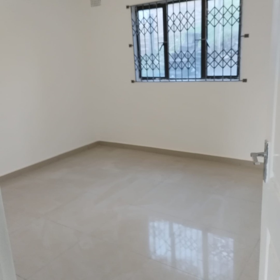 1 Bedroom Property for Sale in Stonebridge KwaZulu-Natal