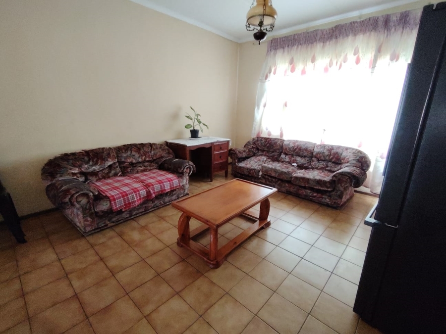 5 Bedroom Property for Sale in Margate KwaZulu-Natal