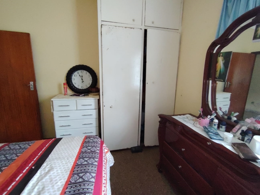 5 Bedroom Property for Sale in Margate KwaZulu-Natal