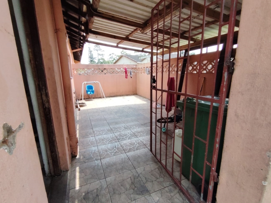 5 Bedroom Property for Sale in Margate KwaZulu-Natal