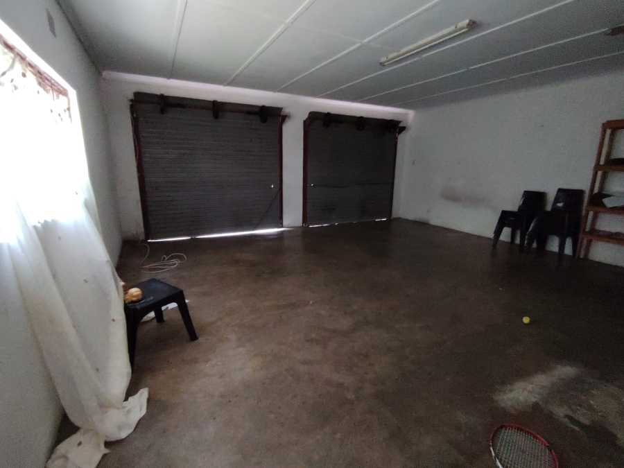 5 Bedroom Property for Sale in Margate KwaZulu-Natal