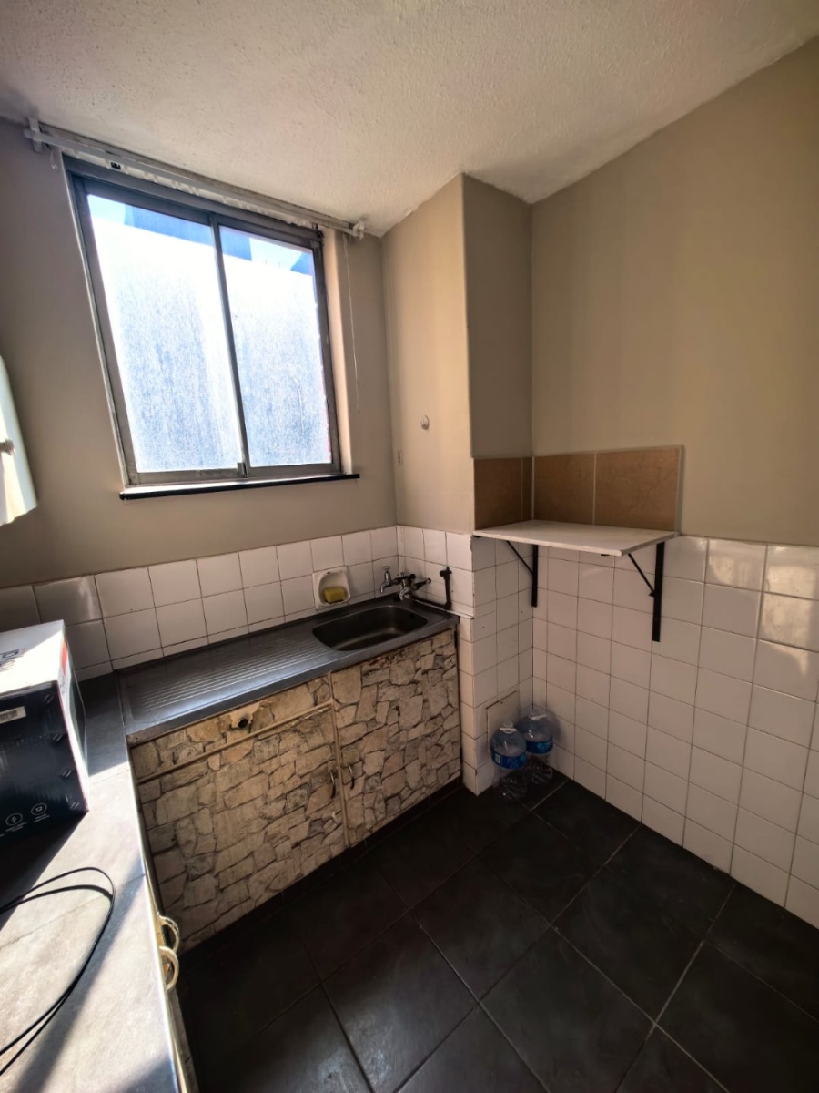 1 Bedroom Property for Sale in Point KwaZulu-Natal