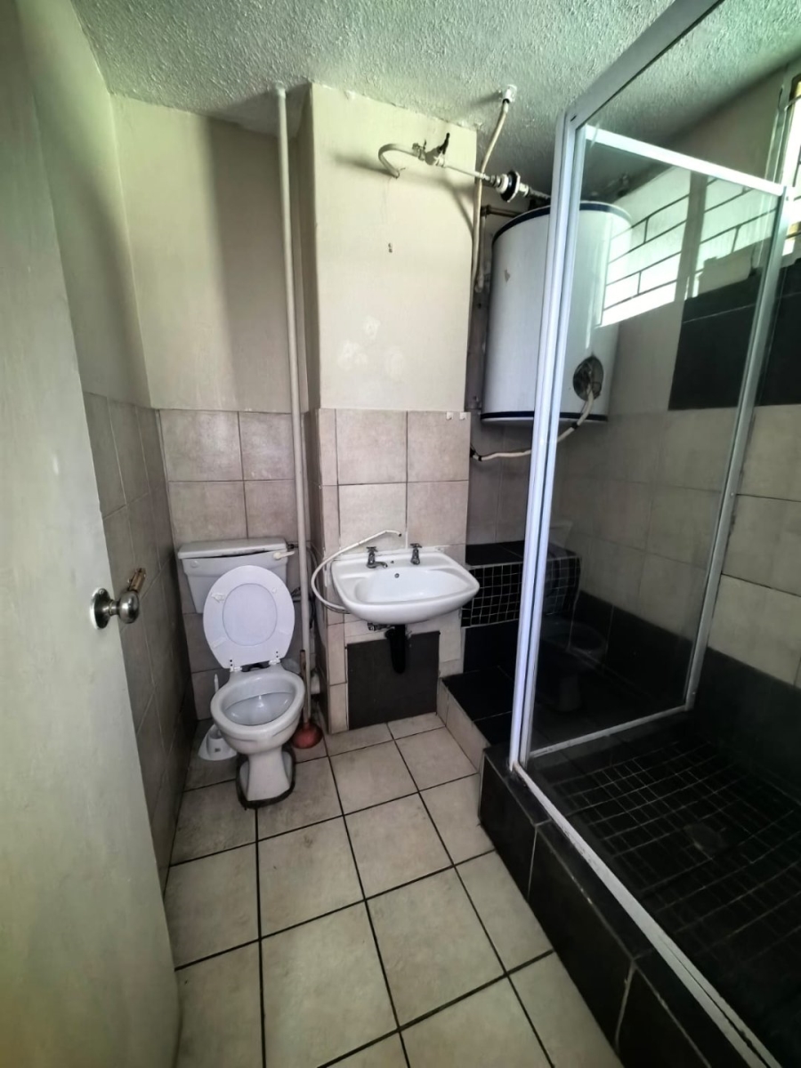 1 Bedroom Property for Sale in Point KwaZulu-Natal