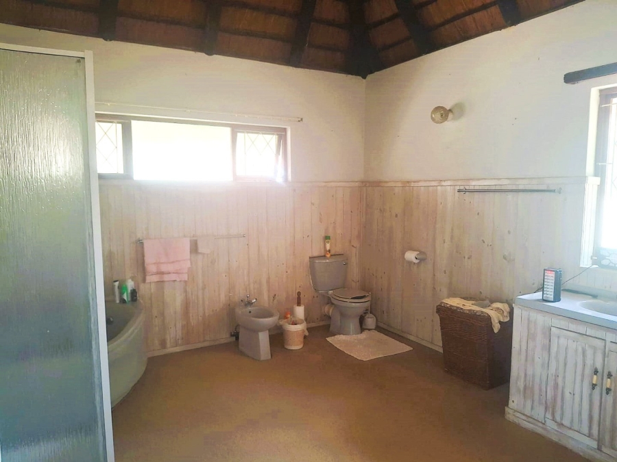 3 Bedroom Property for Sale in Uvongo KwaZulu-Natal