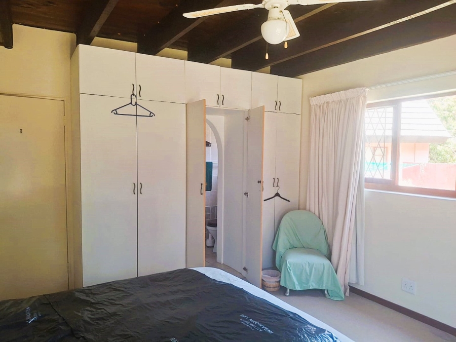 3 Bedroom Property for Sale in Uvongo KwaZulu-Natal