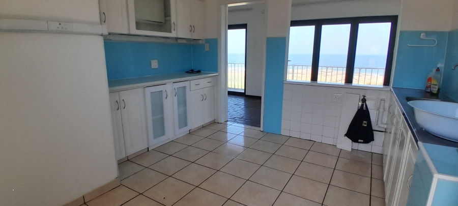 6 Bedroom Property for Sale in St Michaels On Sea KwaZulu-Natal