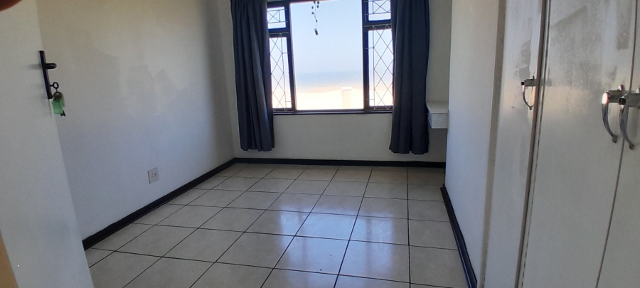 6 Bedroom Property for Sale in St Michaels On Sea KwaZulu-Natal