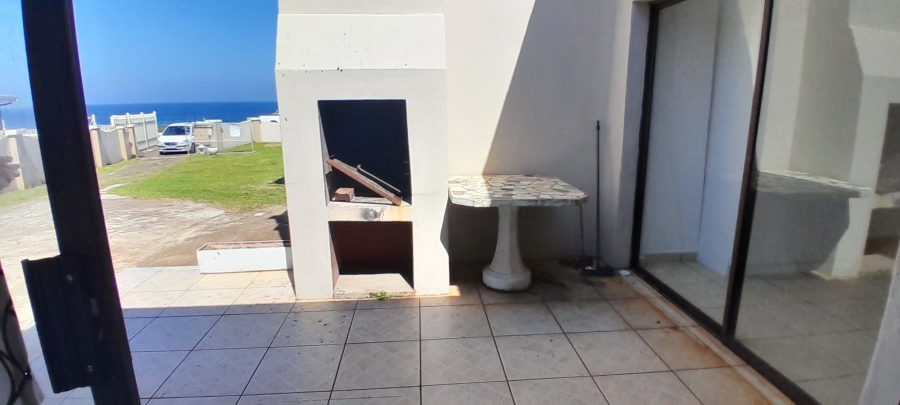 6 Bedroom Property for Sale in St Michaels On Sea KwaZulu-Natal