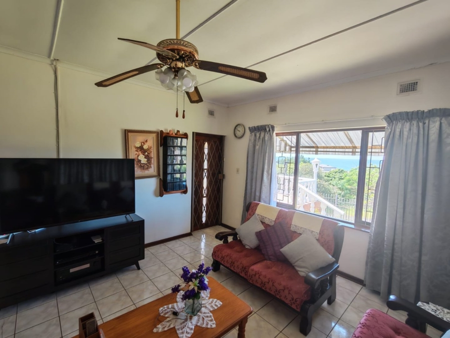 3 Bedroom Property for Sale in Hibberdene KwaZulu-Natal