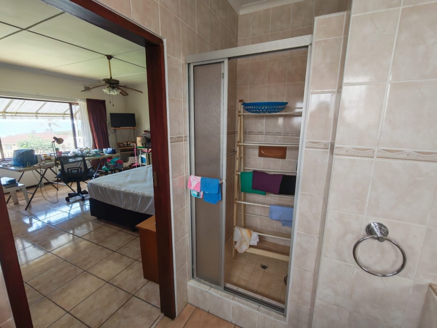 3 Bedroom Property for Sale in Hibberdene KwaZulu-Natal