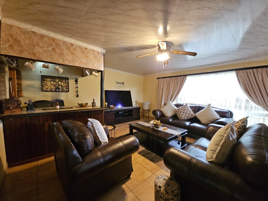 4 Bedroom Property for Sale in Arborpark KwaZulu-Natal