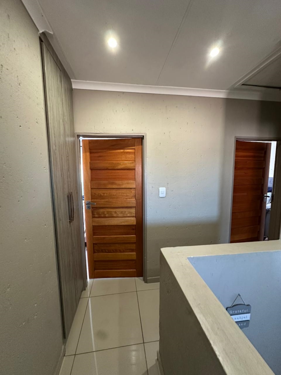 3 Bedroom Property for Sale in Huttenheights KwaZulu-Natal