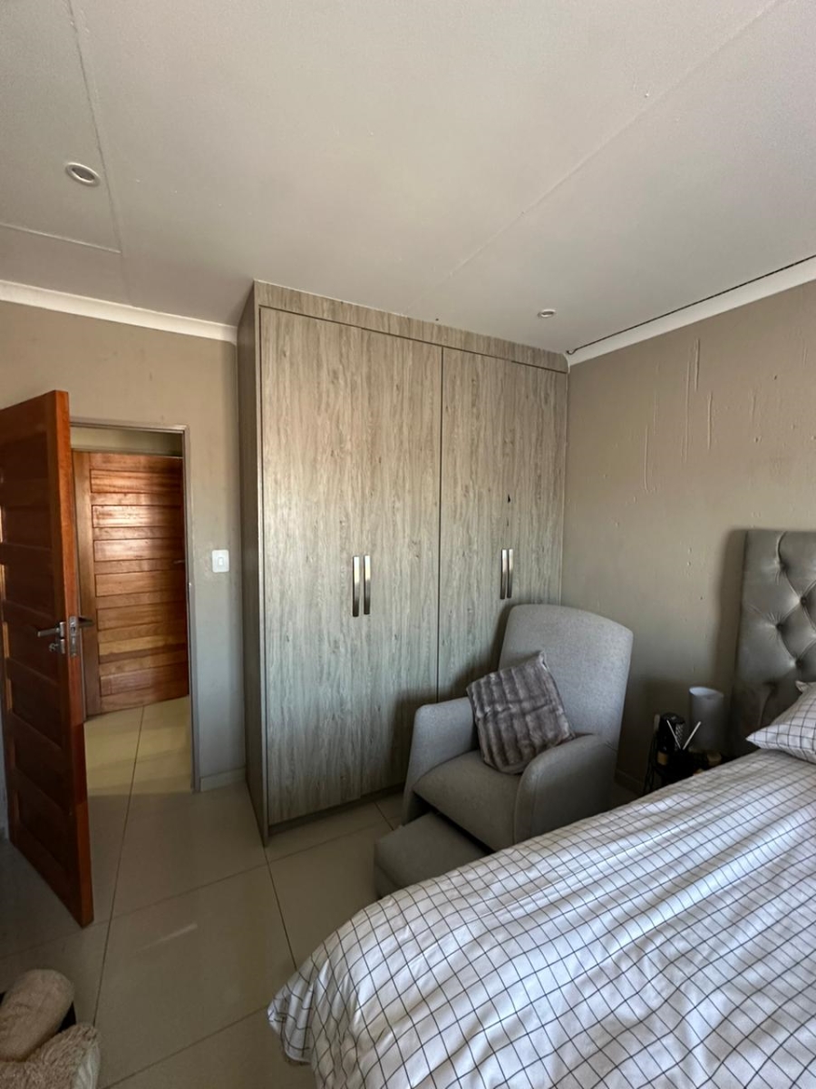 3 Bedroom Property for Sale in Huttenheights KwaZulu-Natal
