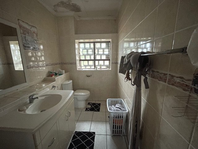 3 Bedroom Property for Sale in Uvongo KwaZulu-Natal