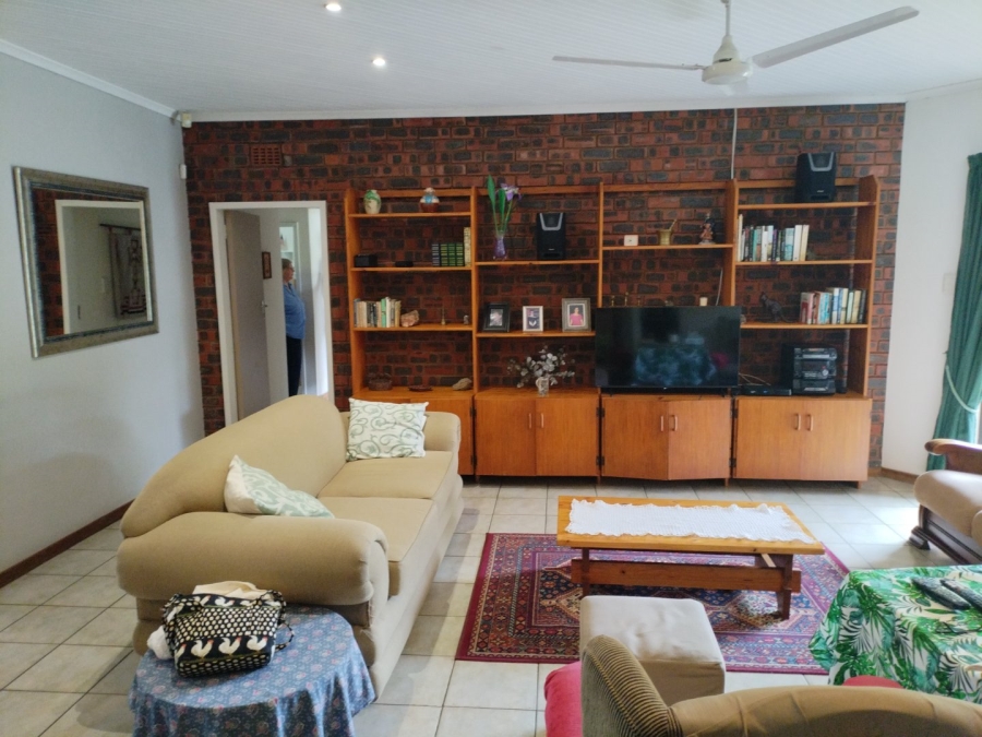  Bedroom Property for Sale in Meer En See KwaZulu-Natal