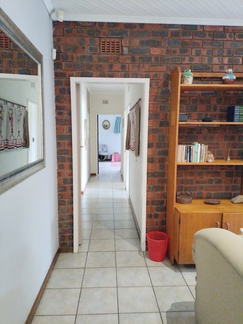  Bedroom Property for Sale in Meer En See KwaZulu-Natal