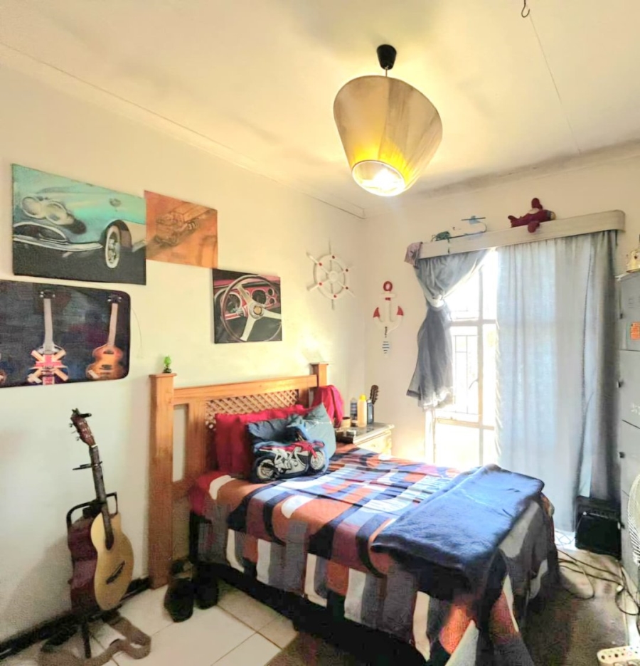 4 Bedroom Property for Sale in Sunnyridge KwaZulu-Natal