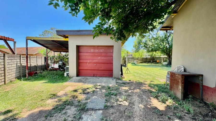 4 Bedroom Property for Sale in Sunnyridge KwaZulu-Natal