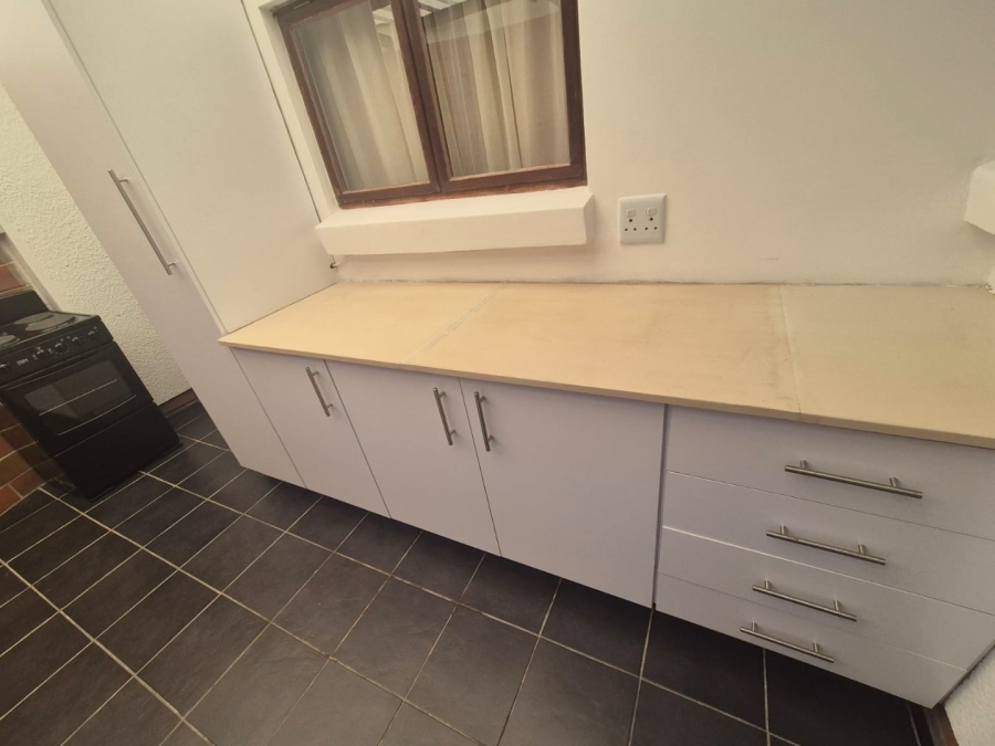 To Let 2 Bedroom Property for Rent in Fynnland KwaZulu-Natal