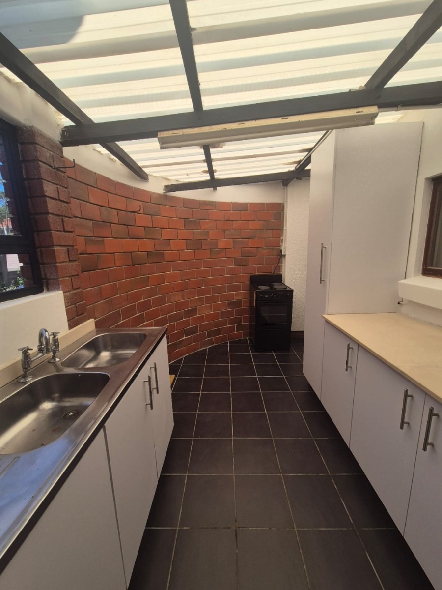 To Let 2 Bedroom Property for Rent in Fynnland KwaZulu-Natal