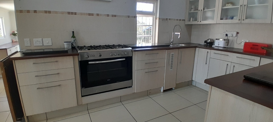 5 Bedroom Property for Sale in Ramsgate KwaZulu-Natal