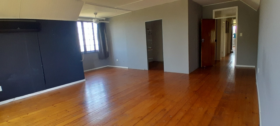 5 Bedroom Property for Sale in Ramsgate KwaZulu-Natal